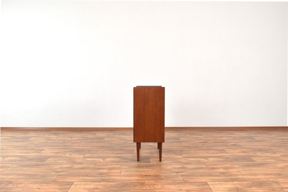 Image 1 of Mid-Century Dänische Teak Kommode, 1960S.