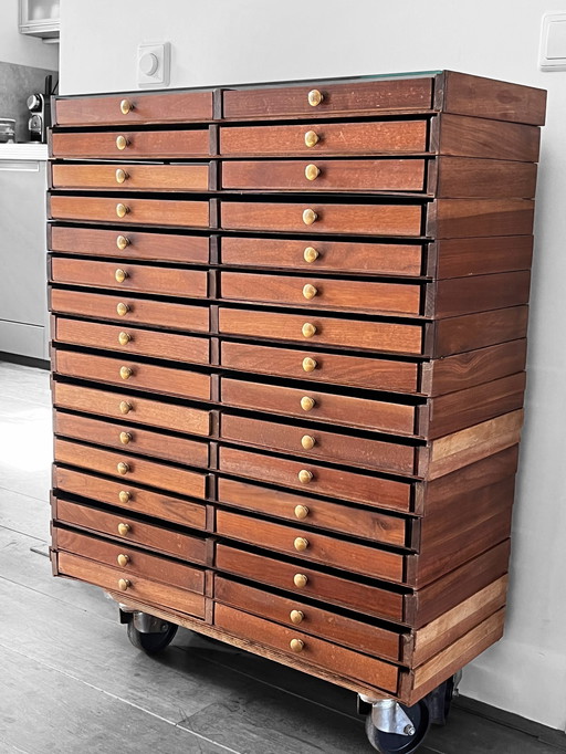 Vintage Mid Century Holzschrank