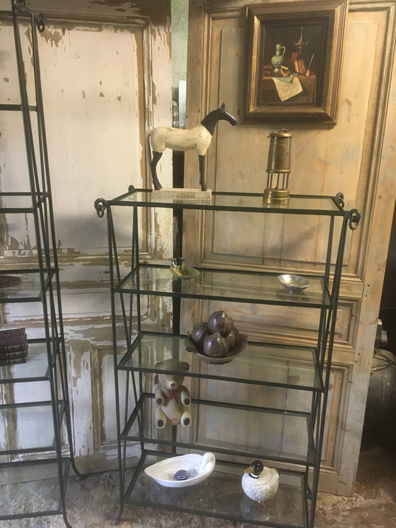 Image 1 of Ein Paar Vintage-Regale aus Schmiedeeisen und Glas, 1970-1980