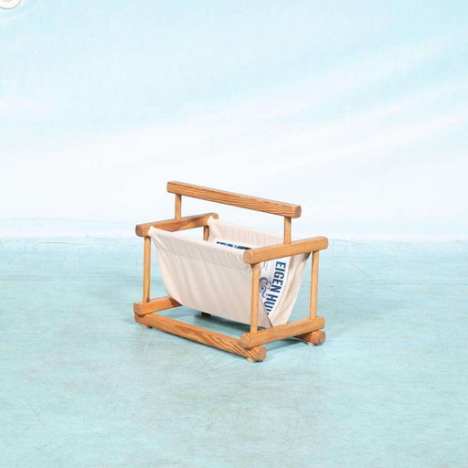 Bohemian magazine rack pine 70s, vintage magazine rack pine