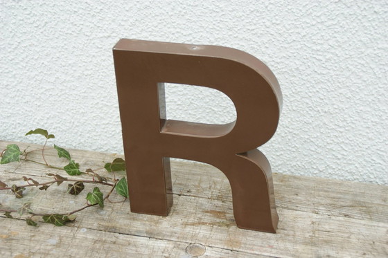 Image 1 of Vintage Buchstabe "R", Alte Reklame / Werbeschrift