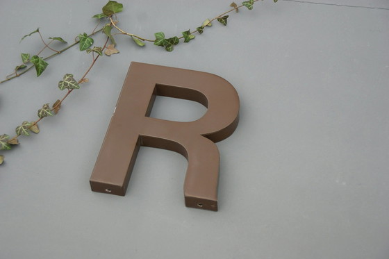 Image 1 of Vintage Buchstabe "R", Alte Reklame / Werbeschrift