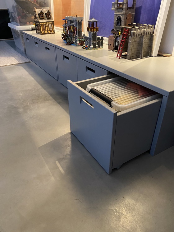 Image 1 of Vt Wonen Stage Storage Bank