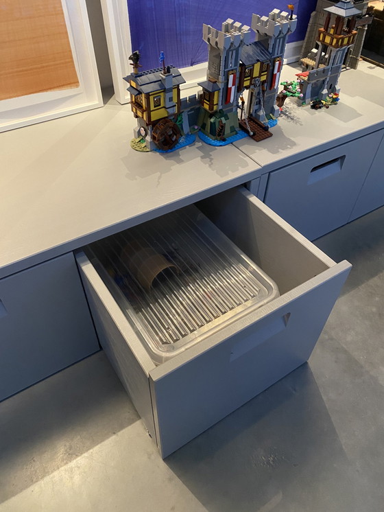 Image 1 of Vt Wonen Stage Storage Bank