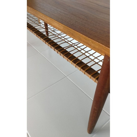 Image 1 of Vintage Couchtisch aus Teakholz und geflochtenem Ratan