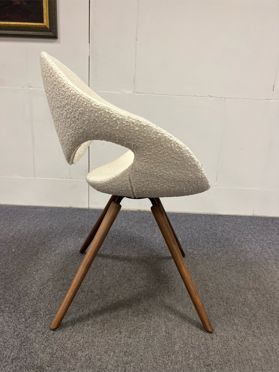 Image 1 of Tonon Moon-Stuhl