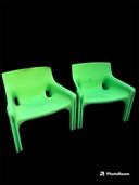 2 x grüner Artemide Vicario Stuhl von Vico Magistretti