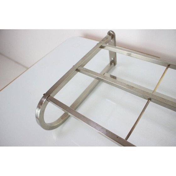 Image 1 of Bauhaus-Wandgarderobe, 1930er Jahre
