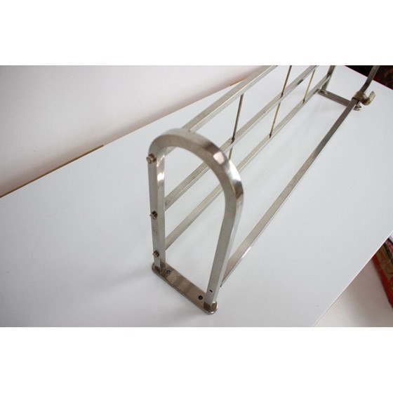 Image 1 of Bauhaus-Wandgarderobe, 1930er Jahre