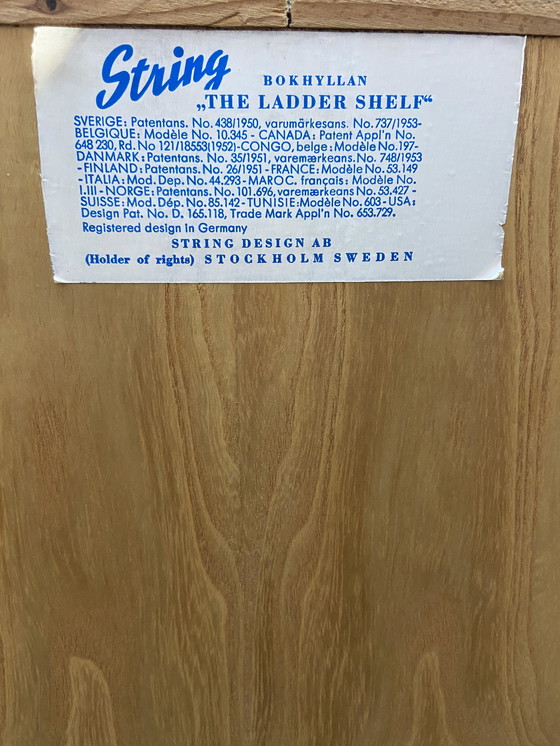 Image 1 of Vintage Nisse String Wall System mit Schiebetürschrank