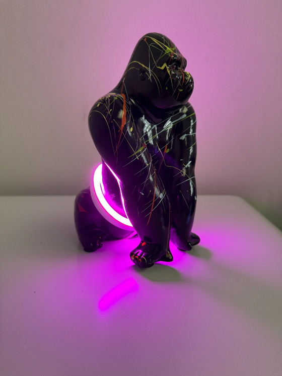 Image 1 of "Neon-Gorilla" Led-Skulptur