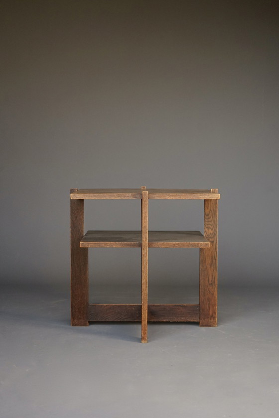 Image 1 of Modernistischer Beistelltisch aus Eichenholz der Haager Schule, 1930er Jahre