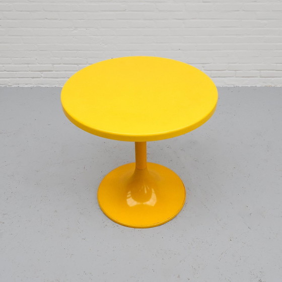 Image 1 of Space Age Gelber Tisch '70S