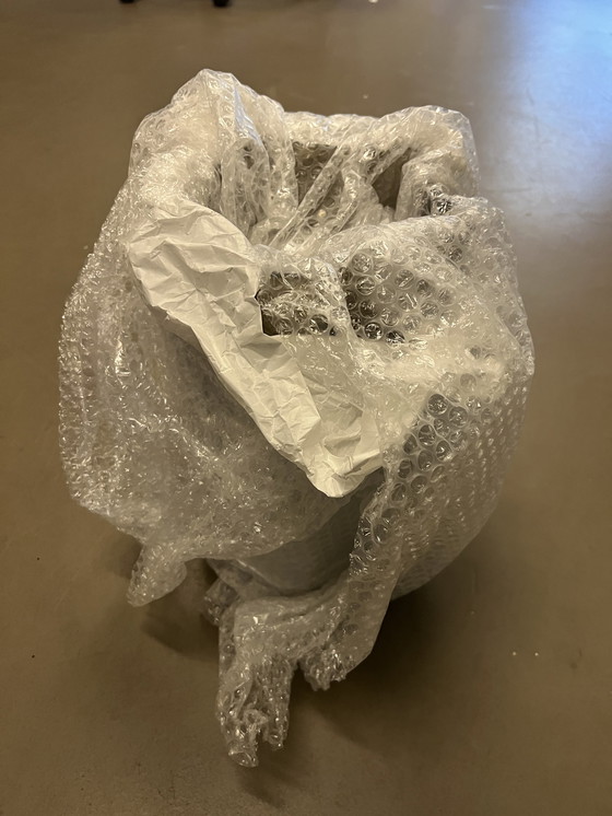 Image 1 of Louise Roe - Funki Vase abgerundet