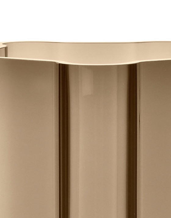 Image 1 of Louise Roe - Funki Vase abgerundet