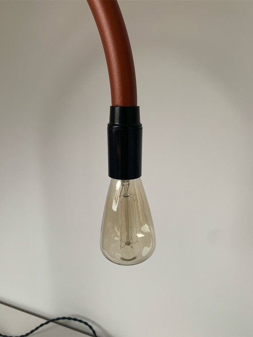 BUL035 Design-Tischlampe Bultin