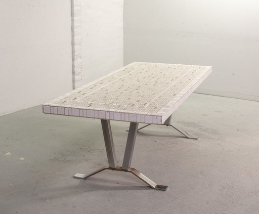 Couchtisch mit Keramikfliesen auf Chromsockel im Stil von Denisco, Belgien, 1960er Jahre