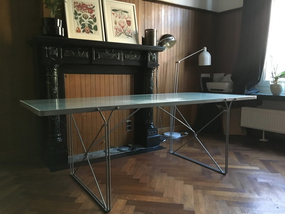 Image 1 of Niels Gammelgaard Moment Tisch