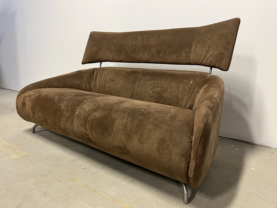 Image 1 of Leolux Solymi 2-Sitzer-Sofa, braunes Alcantara