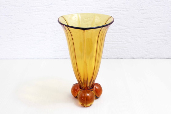 Image 1 of Art Deco Vase aus Bernstein Glas 1930