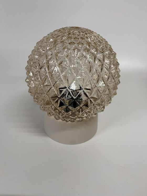 Image 1 of 2X Mid Century Deckenleuchte Farbe Gold / Bernstein mit Bakelit Niko Fittings