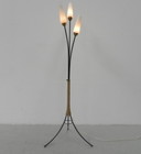 Stehleuchte mit 3 Glasschirmen