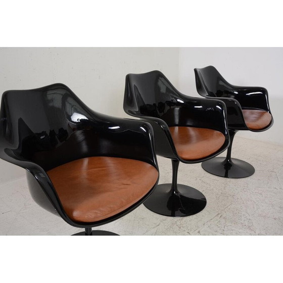 Image 1 of Satz von 6 Vintage-Sesseln "Tulip" aus Fiberglas und Aluminiumguss von Eero Saarinen für Knoll international