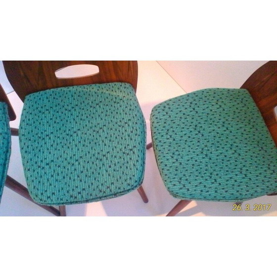 Image 1 of Ein Satz von 4 Esszimmerstühlen aus Buchenholz - 1960er Jahre