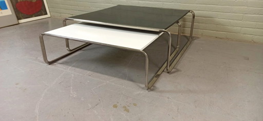 Bauhaus Style Nesting Tables Couchtische, Schwarz und Weiß