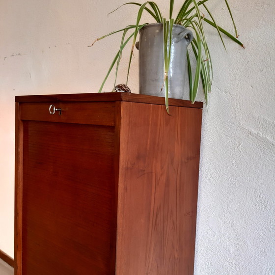 Image 1 of Dänischer Vintage Aktenschrank aus Teakfurnier