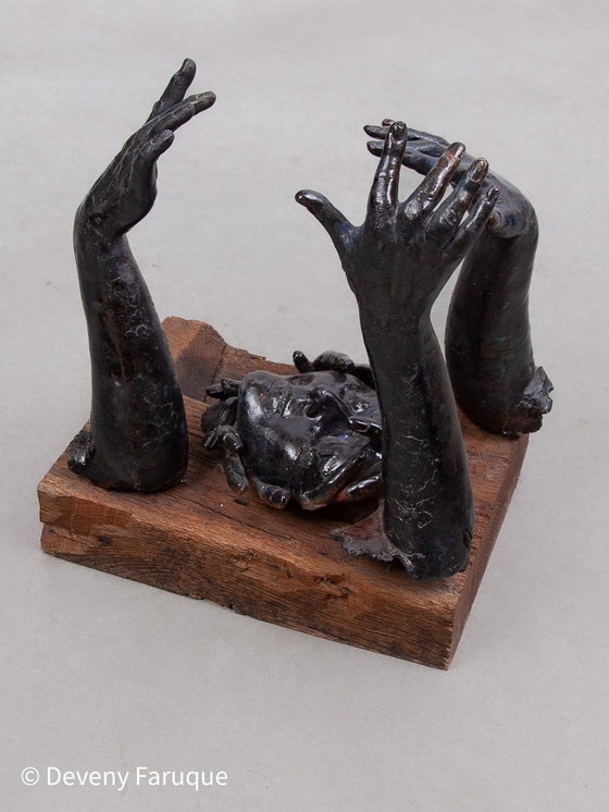 Image 1 of Keramische glasierte Hände Skulptur 1970S Belgien Unbekannter Künstler