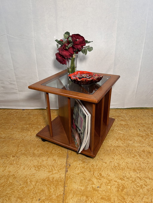 Mid Century Retro Vintage Teak Couchtisch mit Zeitschriftenständer 1960