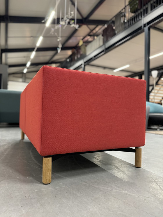 Image 1 of Arco 9300 Sofa 2-Sitzer Stoff Rot