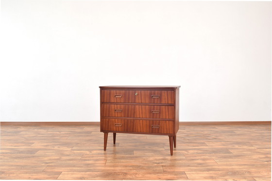 Image 1 of Mid-Century Dänische Teak Kommode, 1960S.