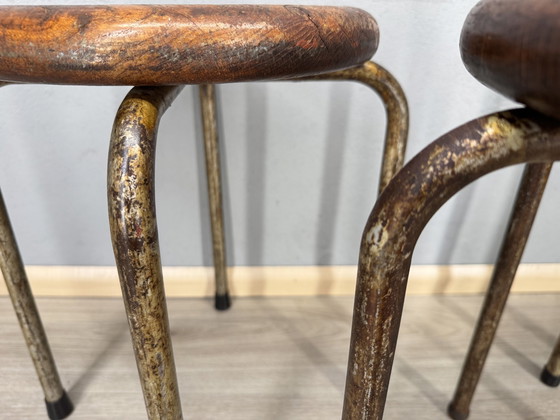 Image 1 of Drei industrielle Hocker