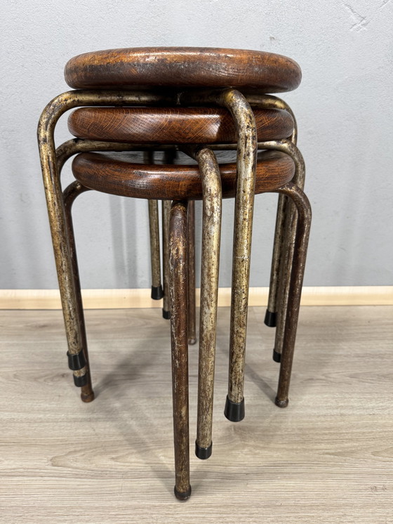 Image 1 of Drei industrielle Hocker