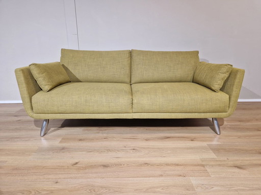 Design On Stock Byen - 2.5-Sitzer Sofa - Grün - Gelb - Stoff