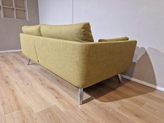 Image 1 of Design On Stock Byen - 2.5-Sitzer Sofa - Grün - Gelb - Stoff