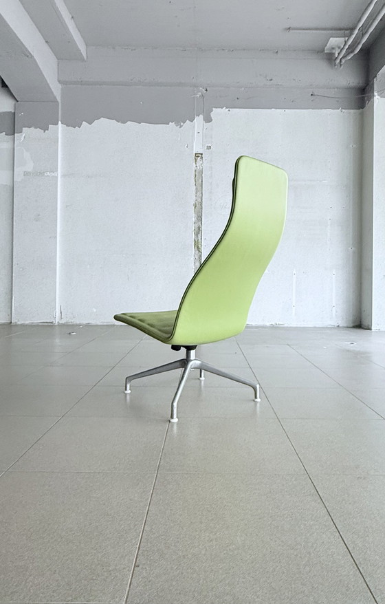 Image 1 of Cappellini Lotus Leder-Drehstuhl von Jasper Morrison