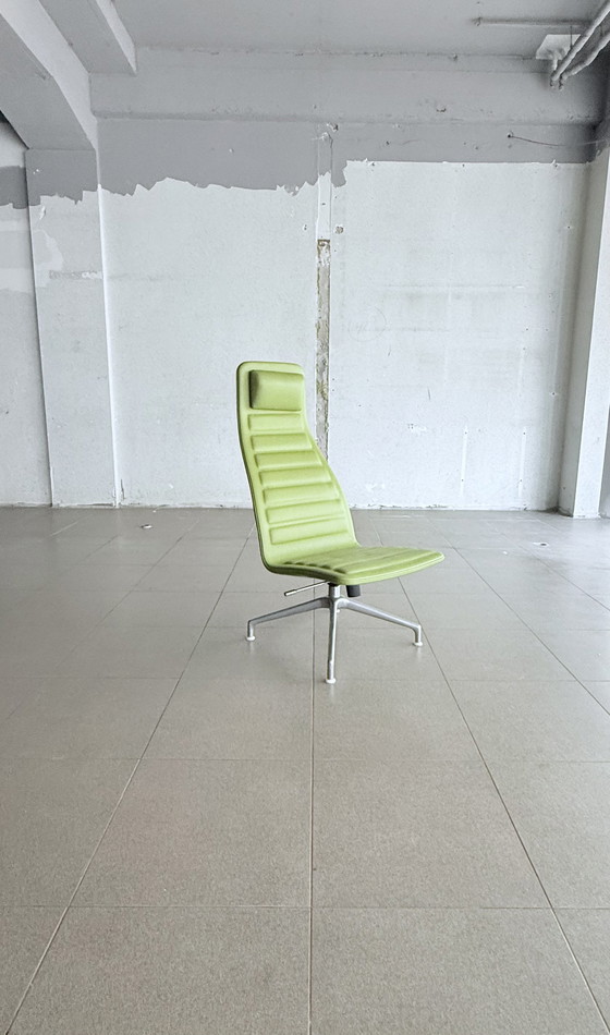 Image 1 of Cappellini Lotus Leder-Drehstuhl von Jasper Morrison