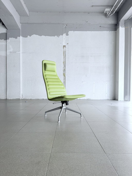 Cappellini Lotus Leder-Drehstuhl von Jasper Morrison