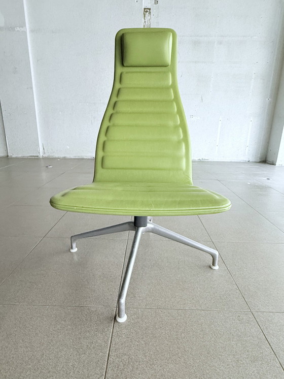 Image 1 of Cappellini Lotus Leder-Drehstuhl von Jasper Morrison