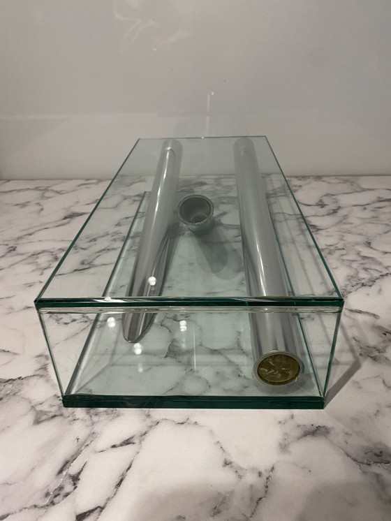 Image 1 of Lisa Mori Vase vom Inn Kristall . Herkunft Österreich. Kristall, Glas, Aluminium. Höhe 39Cm, Breite 17Cm, Tiefe 9Cm.