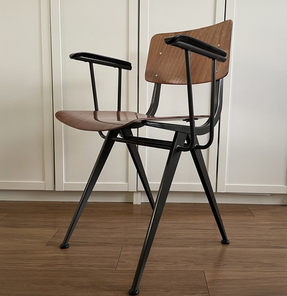 Image 1 of Vintage Design Pagholz Stuhl