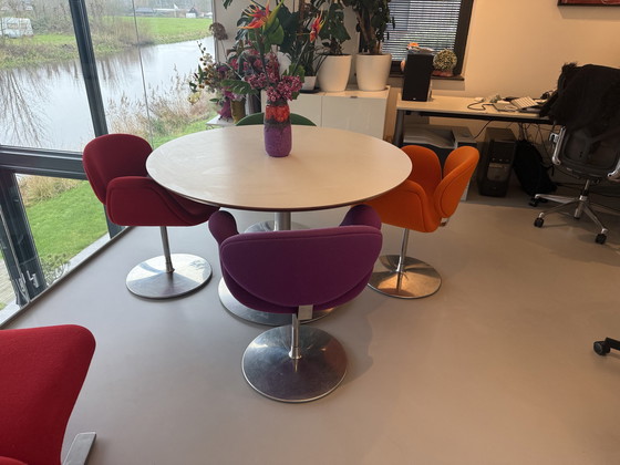 Image 1 of Artifort Little Tulip Esstisch-Set