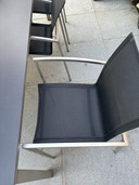 Tribu Garden Tisch und 6x Stühle Modell versus