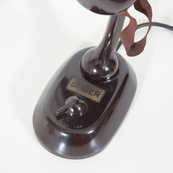 Image 1 of Bakelitfächer von W.O. Langille für die Singer-Nähmaschine, USA 1930