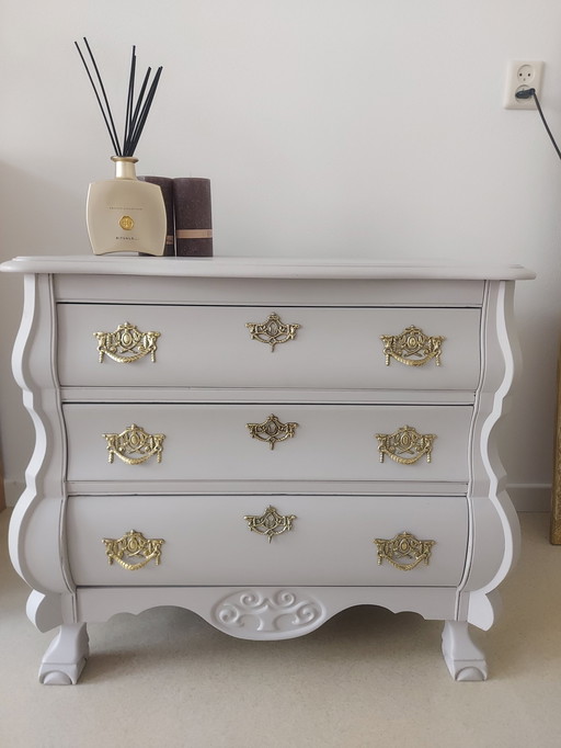 Classic Belly Cabinet Taupe