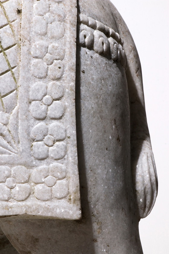 Image 1 of Handgefertigte 2 große Elefantenstatuen aus Marmor