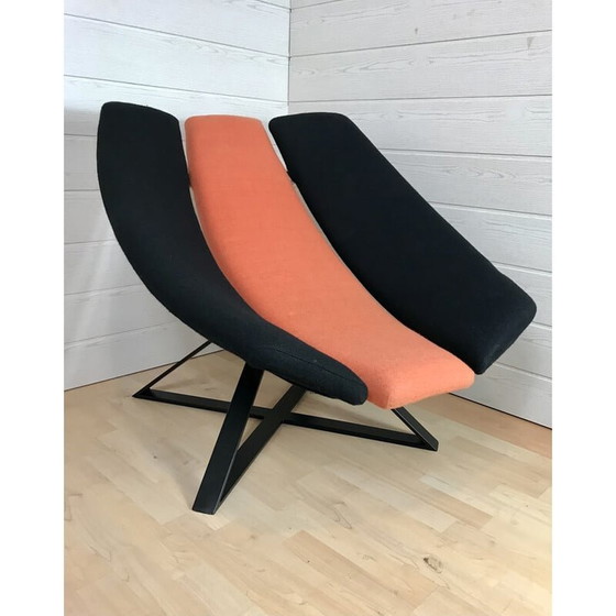Image 1 of Vintage-Sessel aus schwarzem und orangefarbenem Stoff, 1970er Jahre
